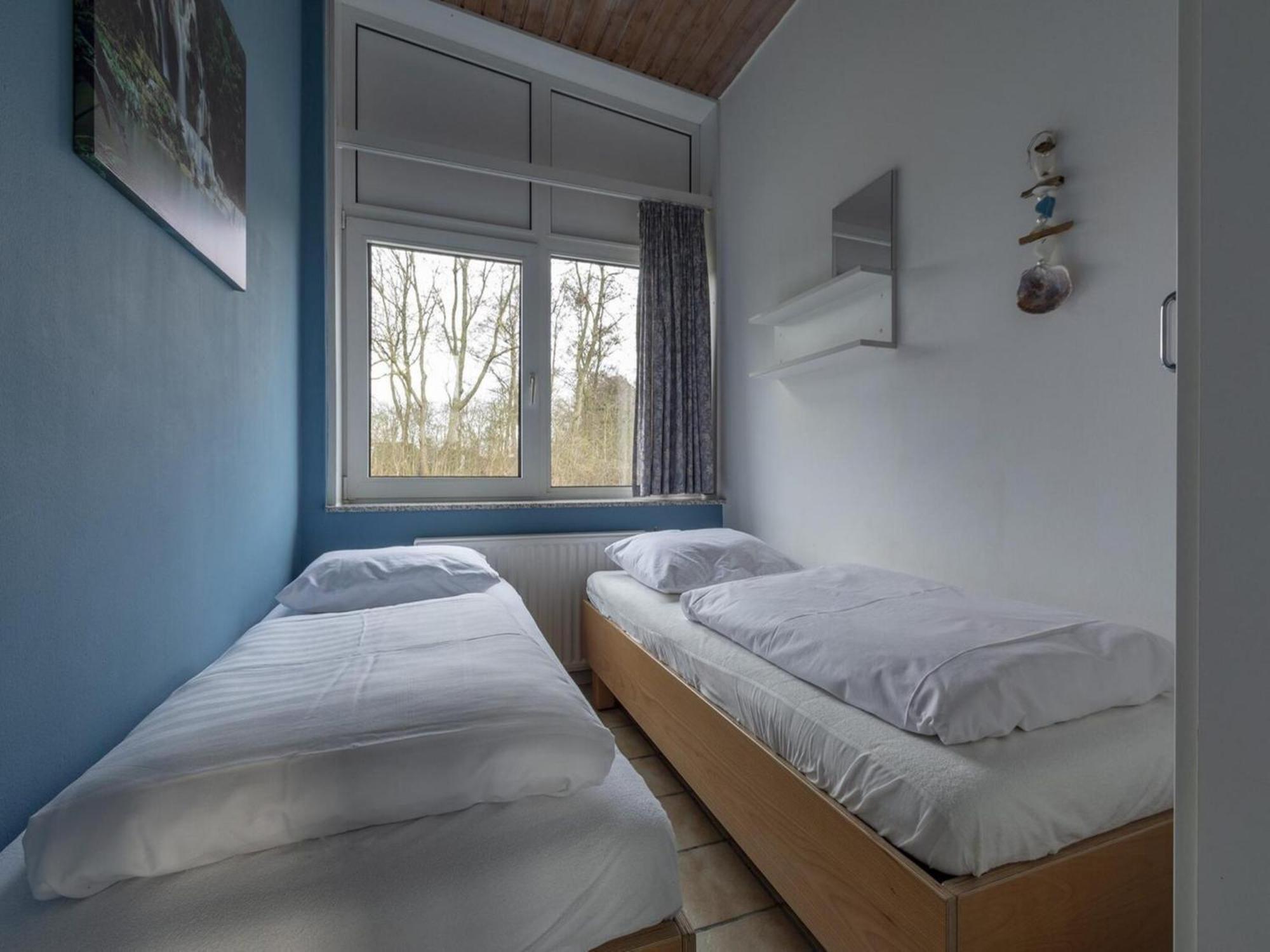Stylish Beachside Bungalow With Patio Sint Maartensvlotbrug Ngoại thất bức ảnh